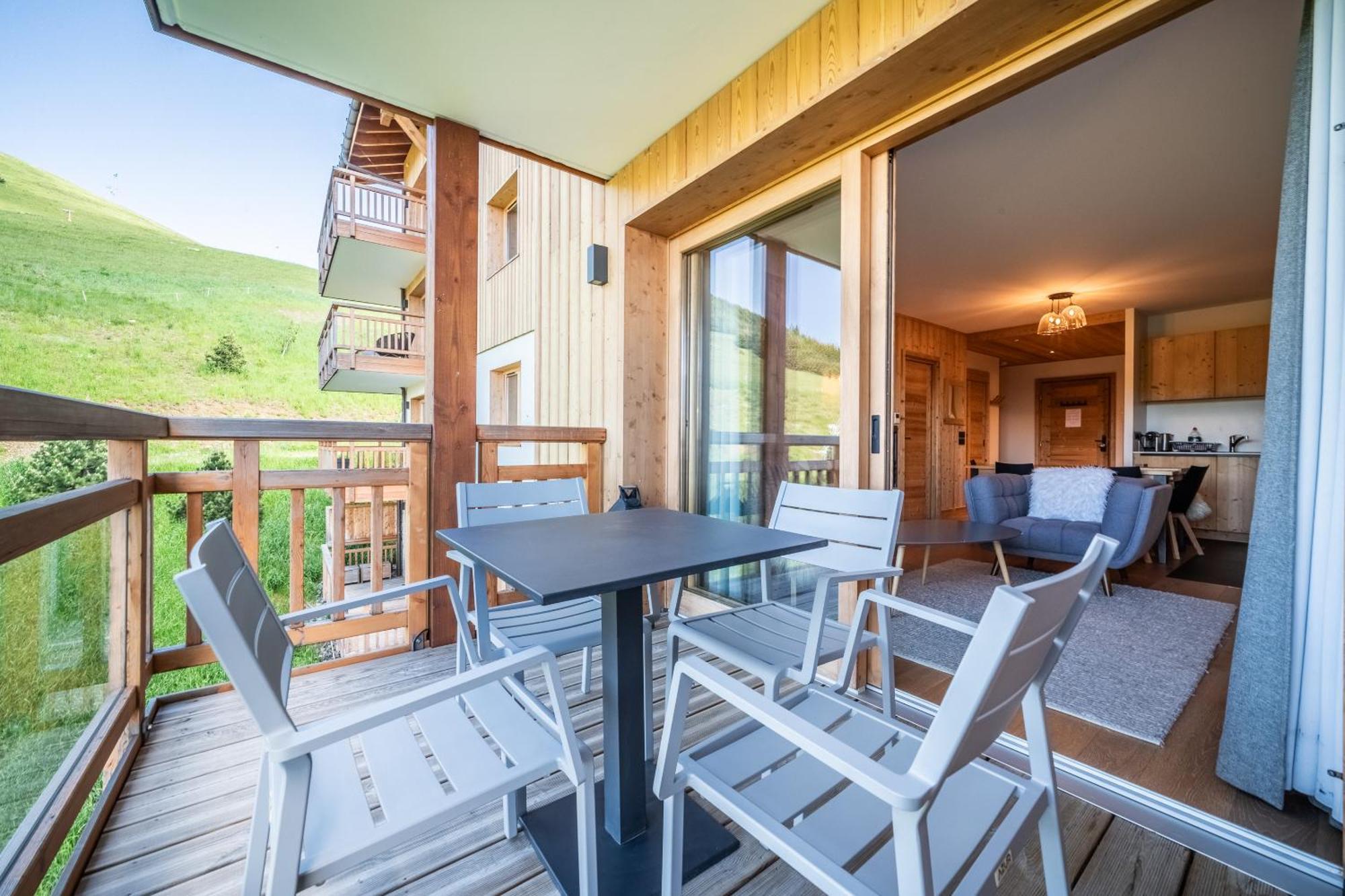 Residence Hameau De Clotaire Alpe D'Huez - By Emerald Stay Экстерьер фото